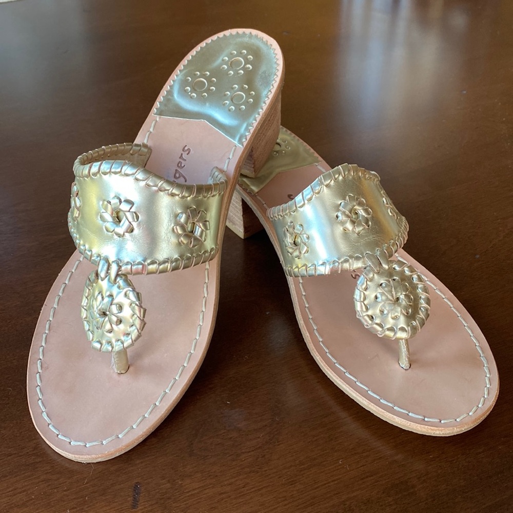 Beautiful Gold Jack Rogers sandals size 8